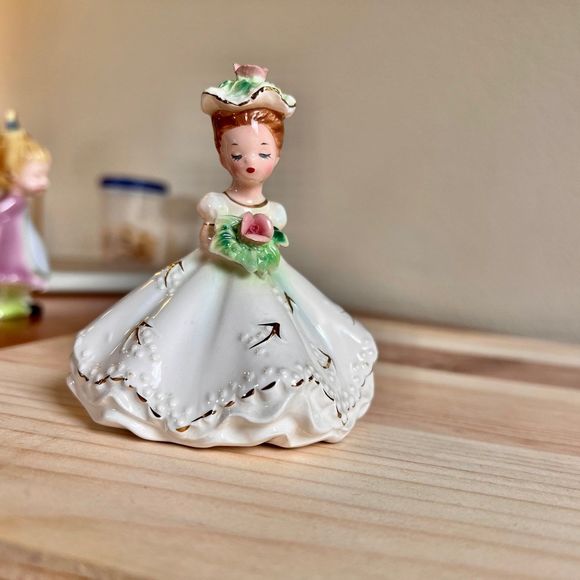 Vintage Josef Originals, Bride June Birthday Girl Figurine, Doll of the Month - Picture 8 of 9